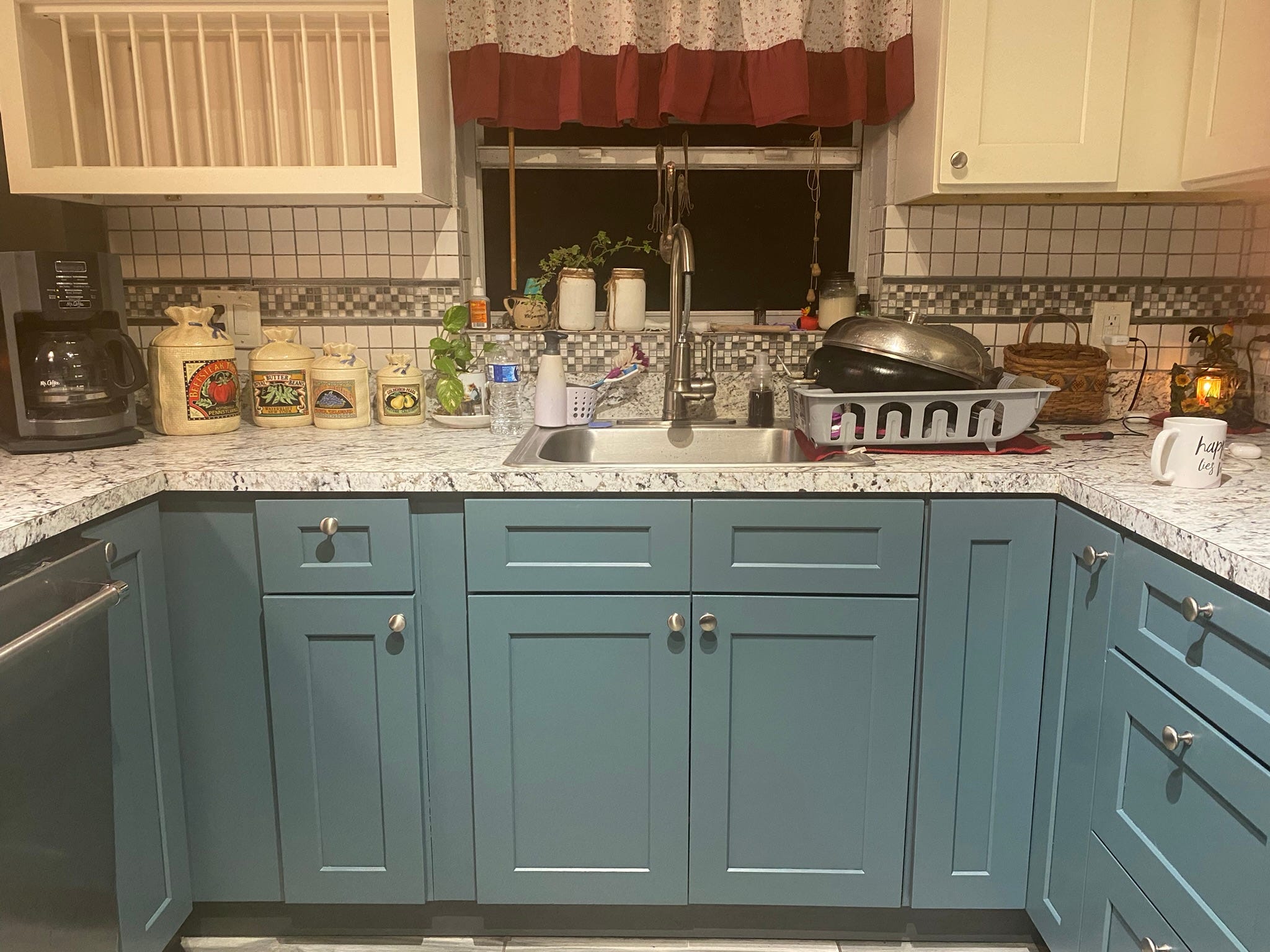 Kitchen Cabinet Redo